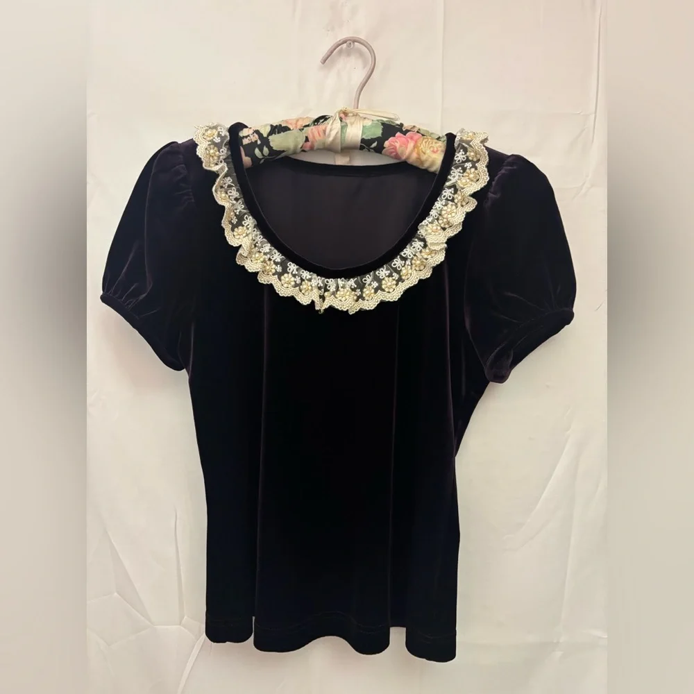 Purple Velvet Scoop Neck Lace+Pearl Embellished Neckline Puff Sleeve Top Size M - Picture 15 of 16